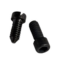 JK-SS-6580752-TP  |  Juki Screw for feed dog 1/8 40 L=7